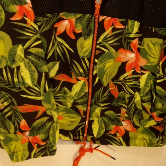 ASHLEY STEWART 2PC TROPICAL JACKET & CAPRI SET